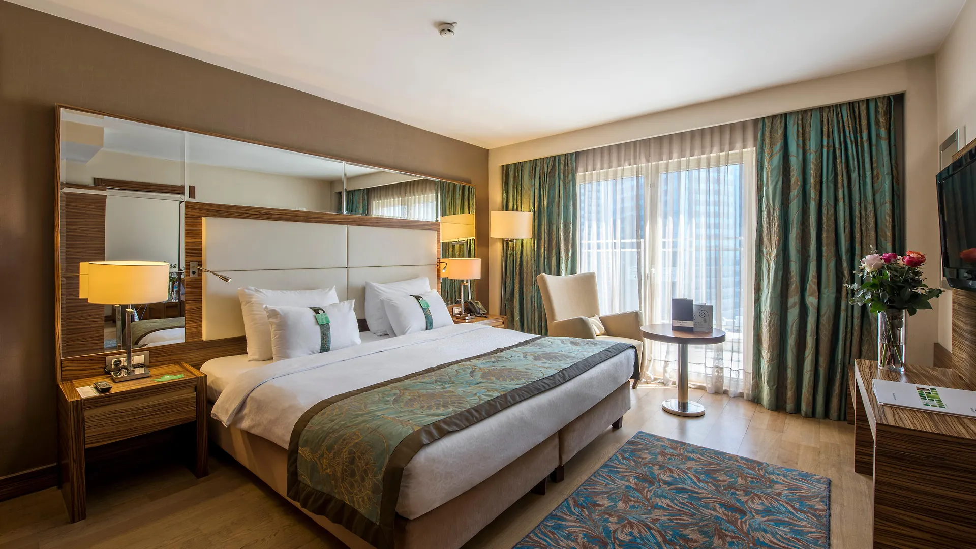 Hotel Holiday Inn Sisli By Ihg Istanboel