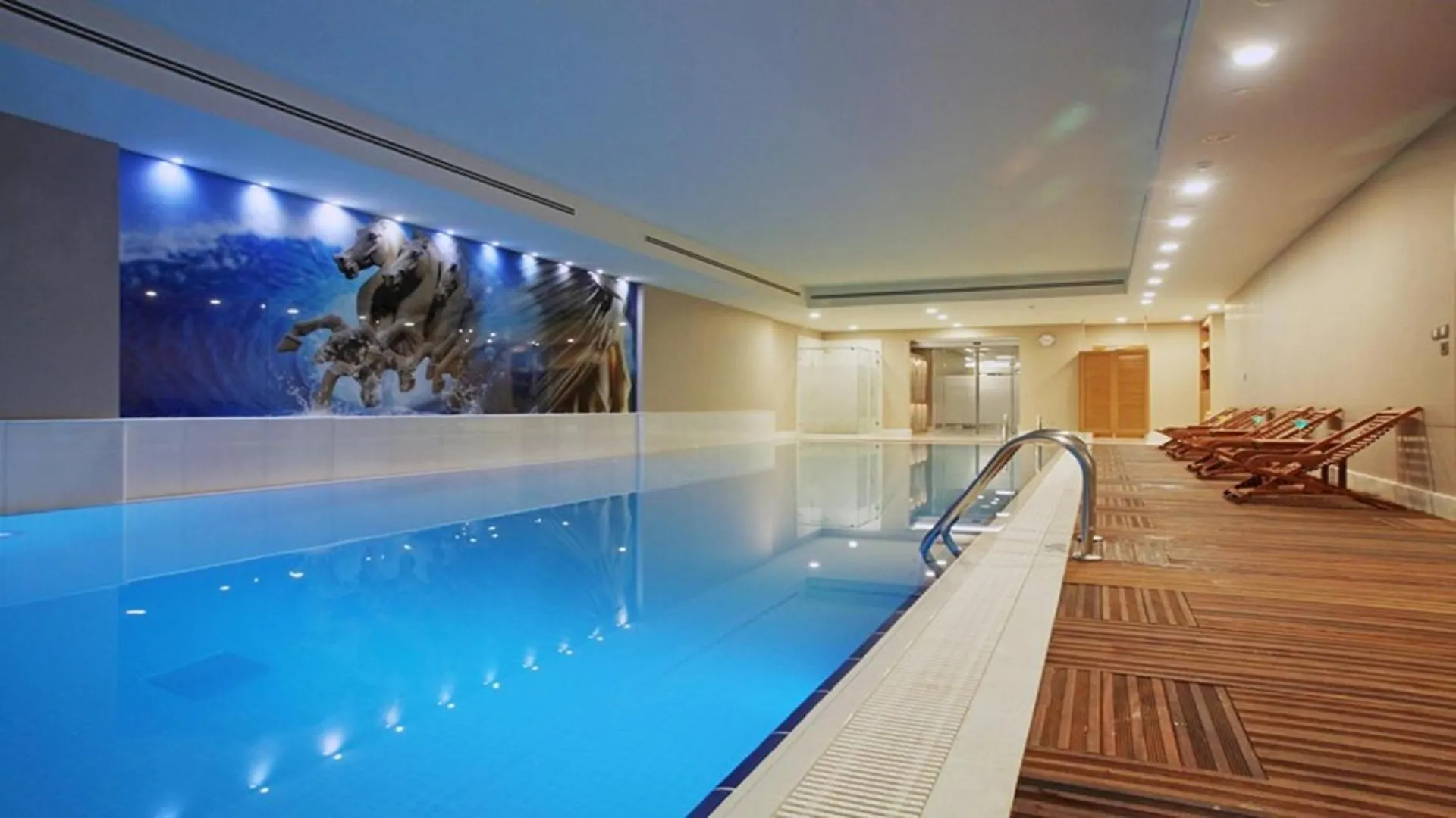 Hotel Holiday Inn Sisli By Ihg Istanboel
