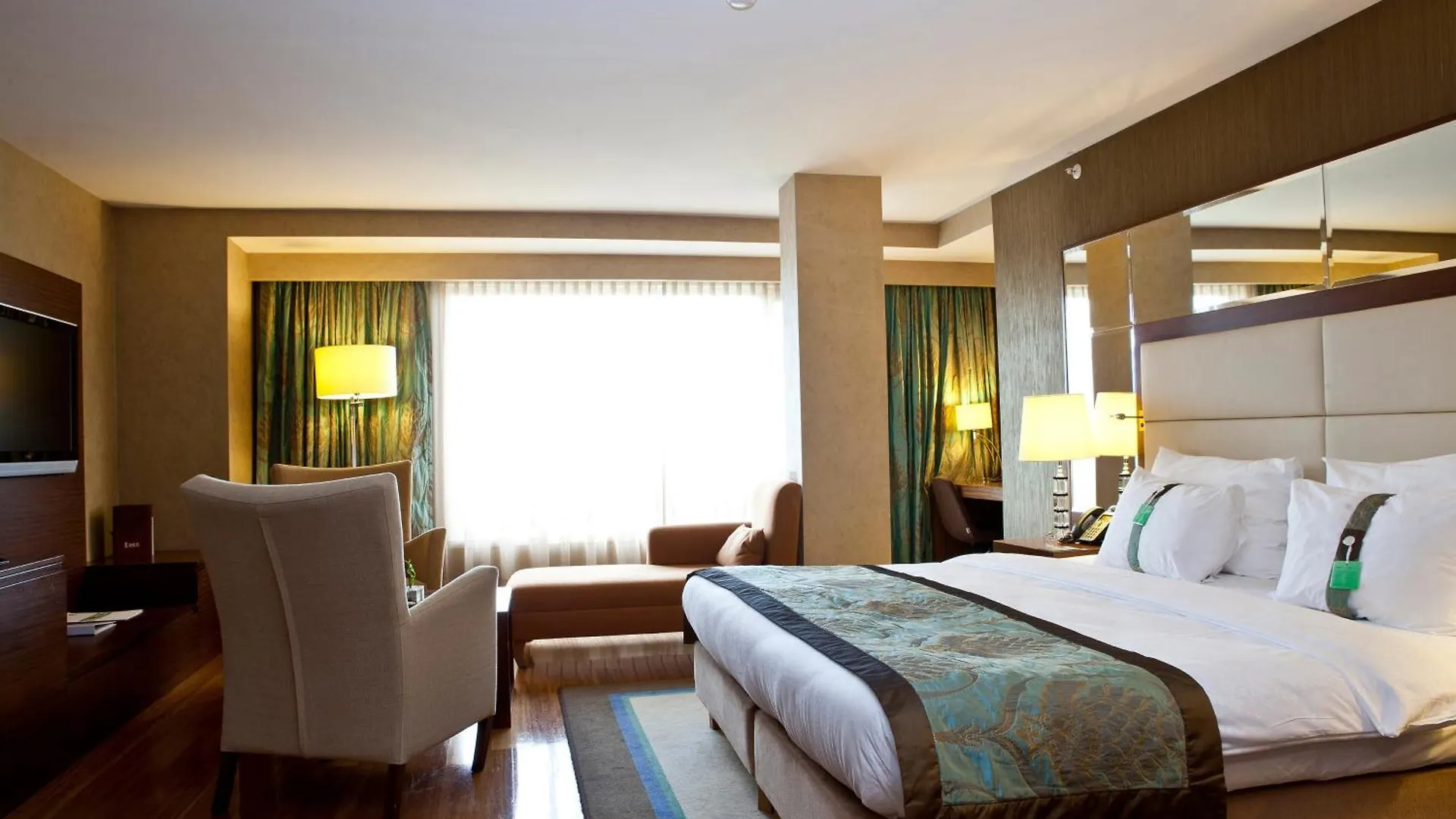 Hotel Holiday Inn Sisli By Ihg Istanboel